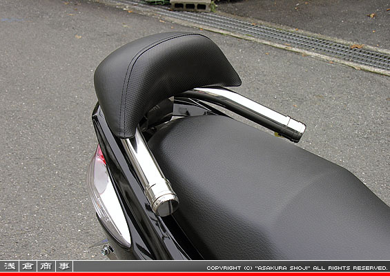 シグナスX【3型】【台湾仕様：SE465-1MS／国内仕様：SE44J（1YP）】用 バックレスト付きタンデムバー