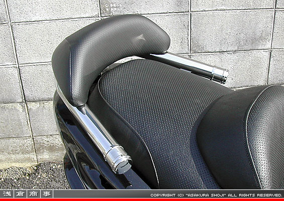 マジェスティ125用 バックレスト付きタンデムバー